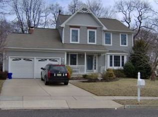 10 Hastings Ct, Marlton, NJ 08053