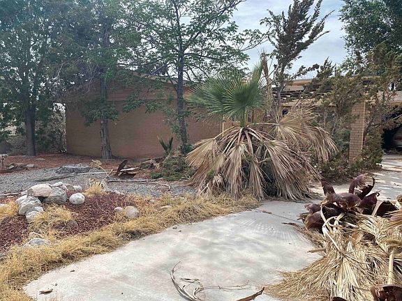 2nd image of 2707 Pontiac Dr