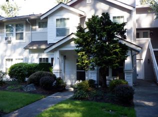 1610 Kennedy Pl, Dupont, WA 98327