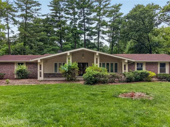12470 Villa Hill Ln, Saint Louis, MO 63141