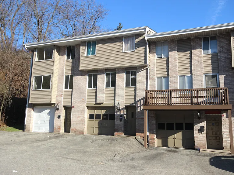 2807 Lincoln Way — Photo 13