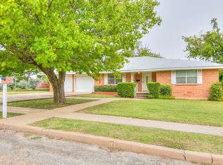 504 N 5th St, Ballinger, TX 76821