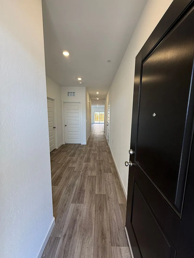 Brand-New 4-Bedroom Home in Desirable Bakersfield Neighborhood — Photo 3