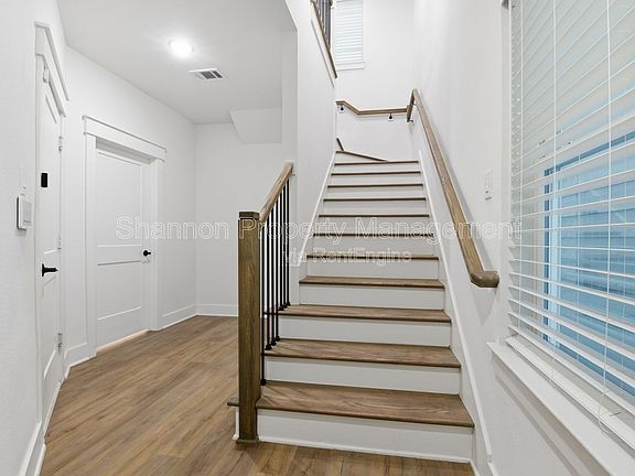 5th image of 1243 W 23rd St Unit B