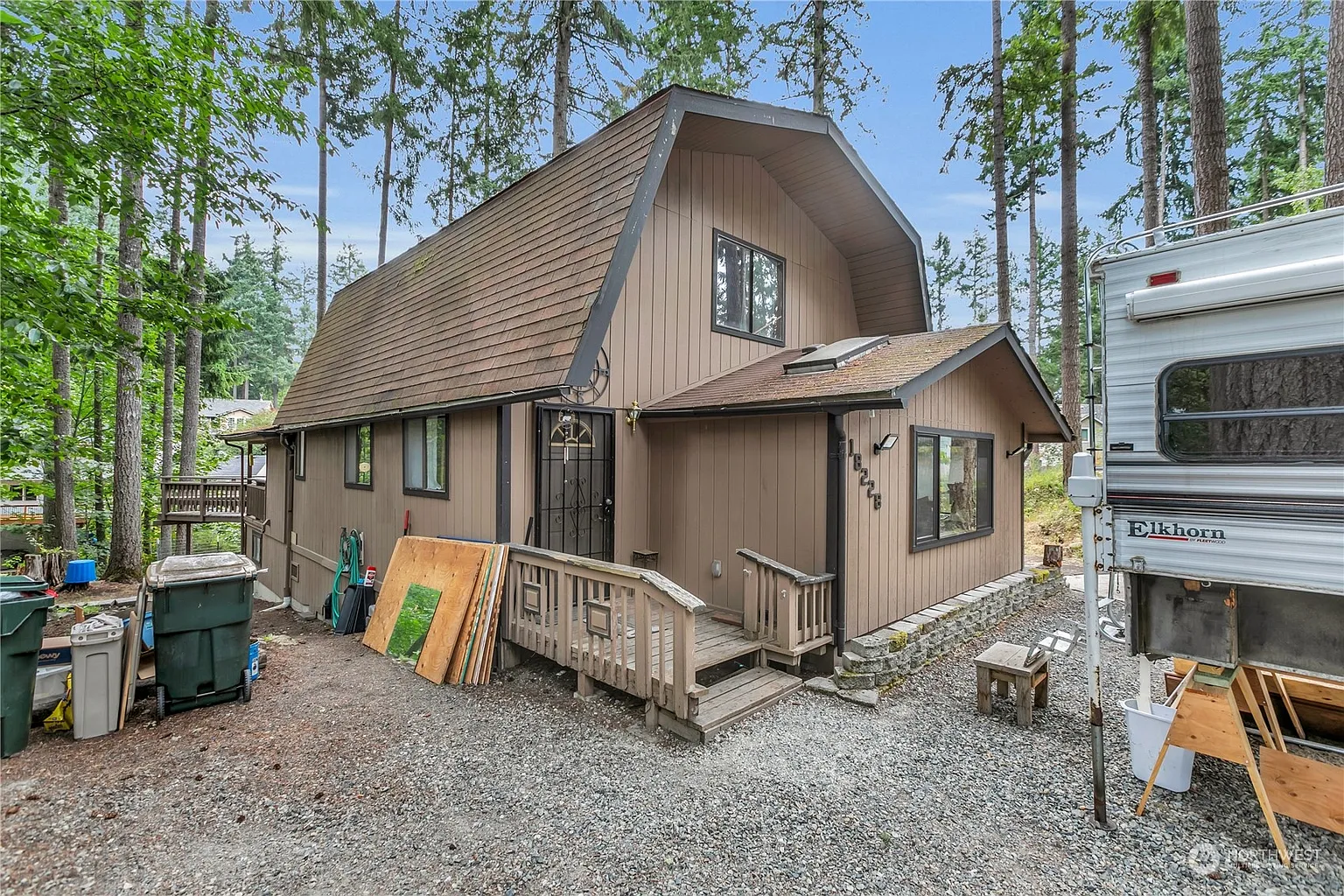 18228 Rockwood Court SE photo 1