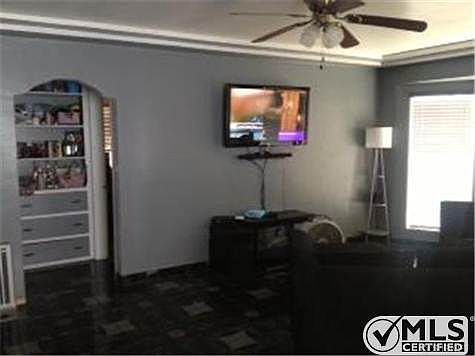 2nd image of 2137 Cowlin Ave