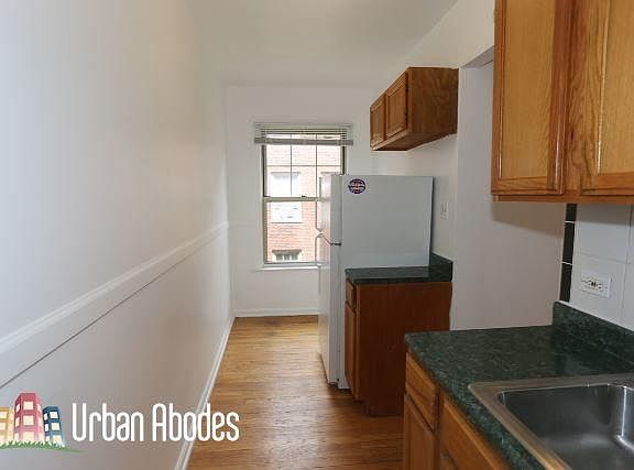 2nd image of 3259 W Wrightwood Avenue Ua Ua #Ua2