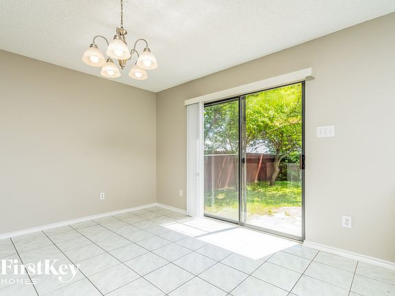 4th image of 300 Kissimmee Dr