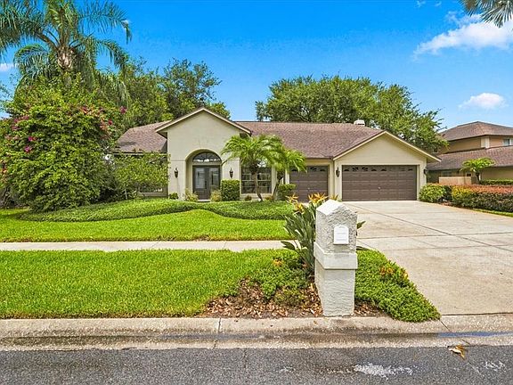 3rd image of 15114 LAUREL COVE CIRCLE