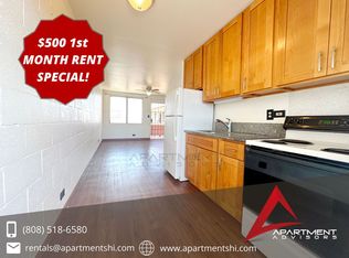 1435 Middle St #302, Honolulu, HI 96819