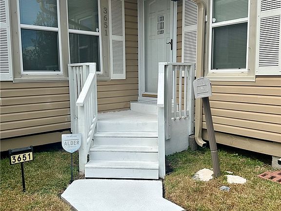 3rd image of 3651 Lawnview St