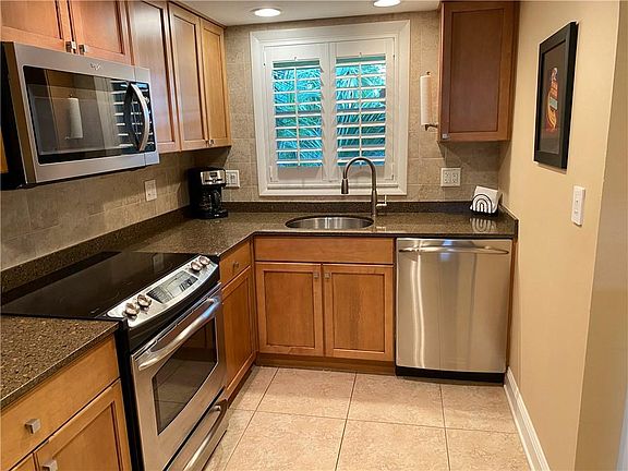 4th image of 1750 NW 3rd Ter APT 301C