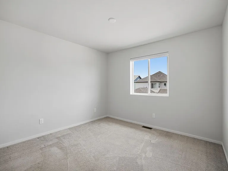 5230 Rendezvous Pkwy — Photo 38