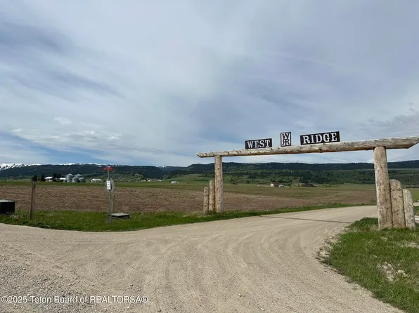 8309 Fawn Ridge Ln, Tetonia, ID 83452