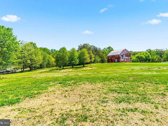 3rd image of 15810 Letcher Rd