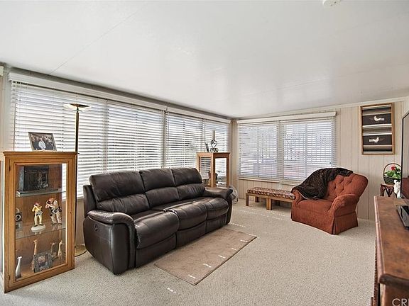 2nd image of 26722 Oak Garden Ct