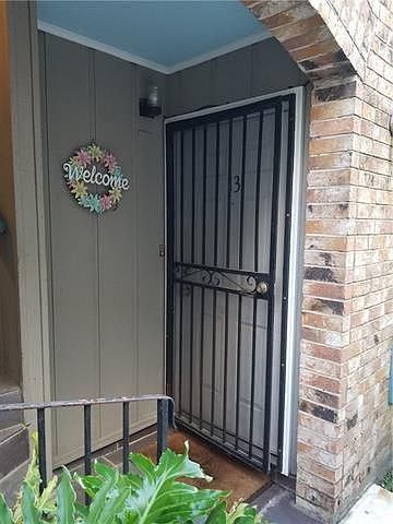 1st image of 4845 Wabash St APT 13