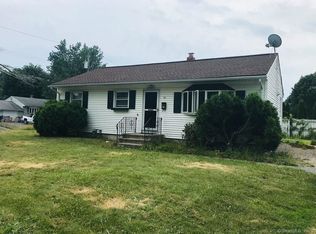 16 Jordan Dr, Norwich, CT 06360