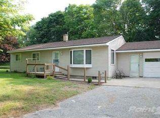 628 Beulah Hwy, Beulah, MI 49617