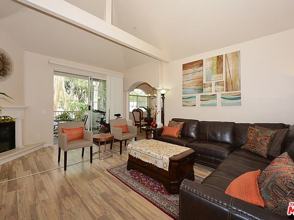 5th image of 7218 Hillside Ave Unit 407