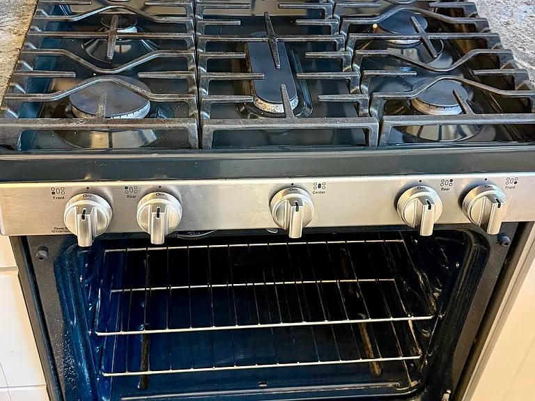 5 burner gas stove