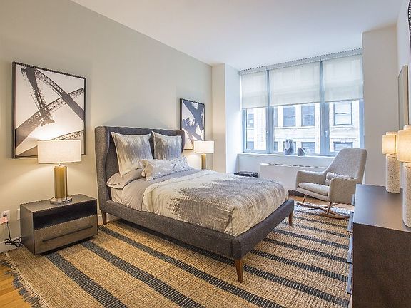 3rd image of 88 Leonard St APT 206