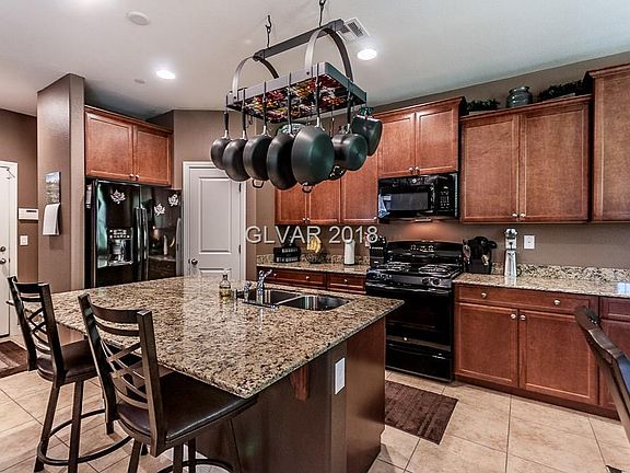 3rd image of 10241 Mayflower Bay Ave