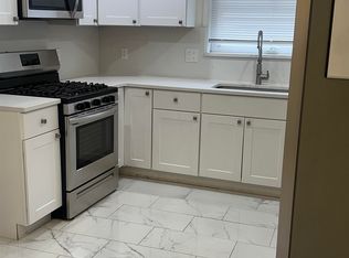 85 W 26th St FLOOR 1, Bayonne, NJ 07002