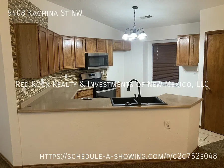 3 bedroom home in NW ABQ now available — Photo 3
