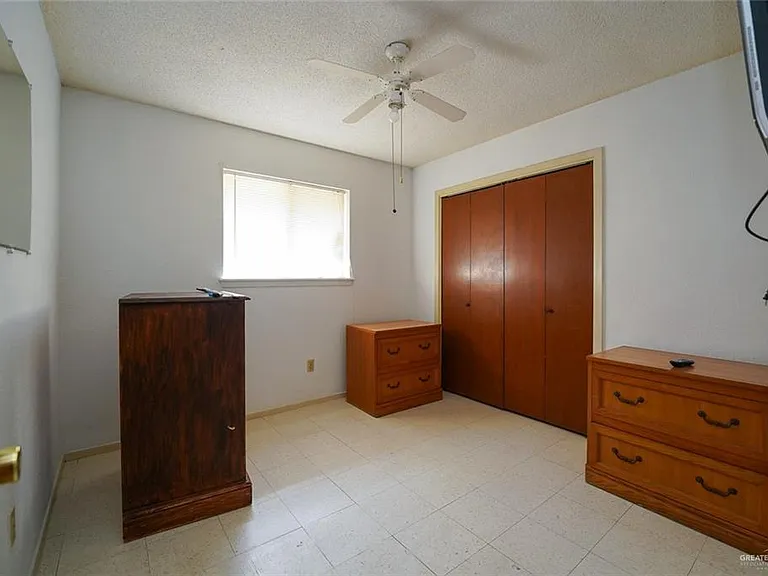 2803 Minnie Ave — Photo 17