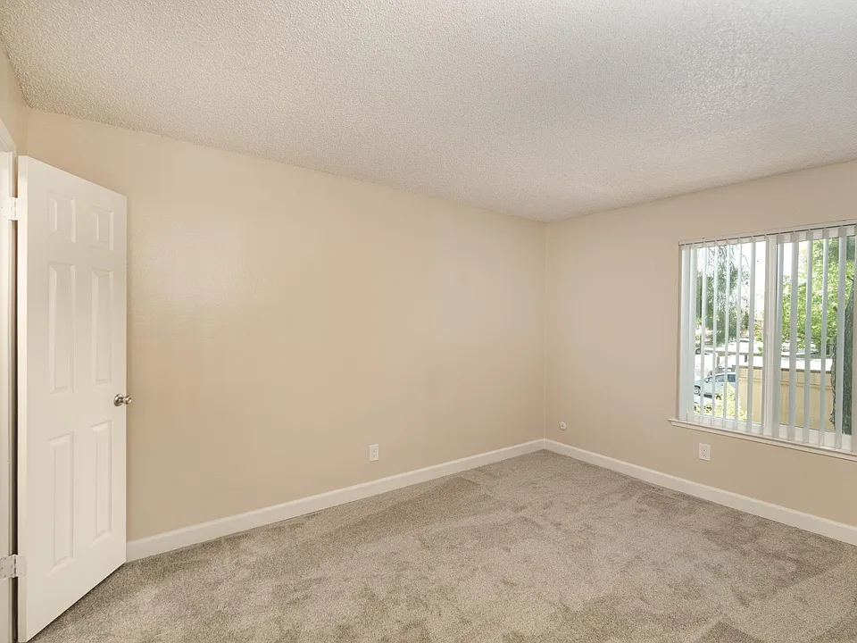 2920 Garfield Ave #G