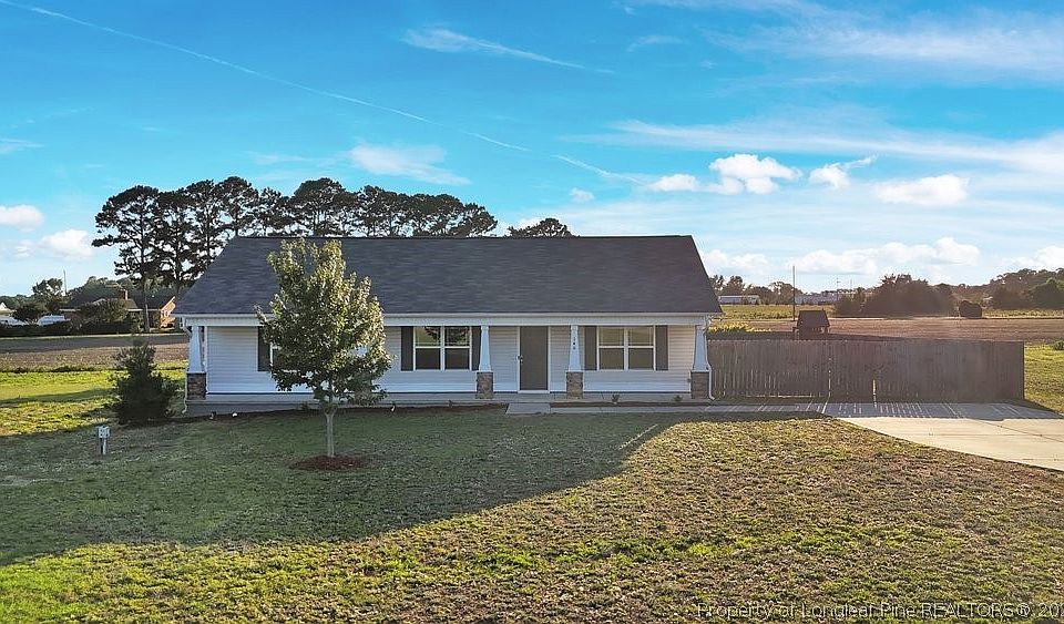 1st image of 140 Denning Farms Ln