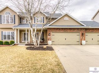 15129 Vernon Ave, Omaha, NE 68116