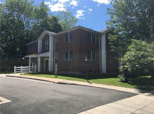 54 Oak St #13, Middletown, CT 06457