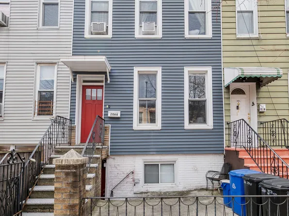 206a 29th Street image 1 of 10