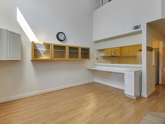 3rd image of 2561 Fulton Square Ln APT 56