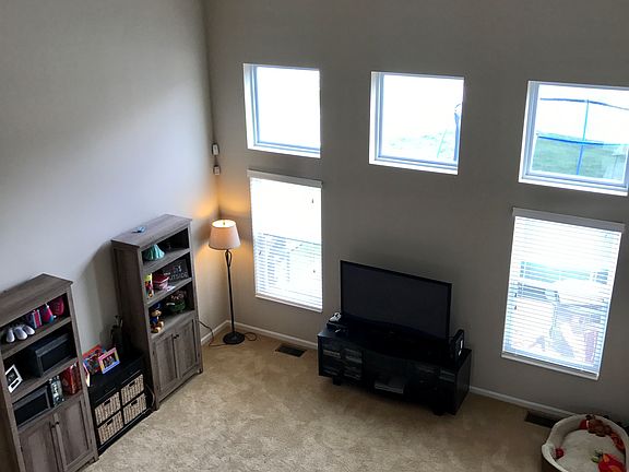 2nd image of 3028 Aster Way