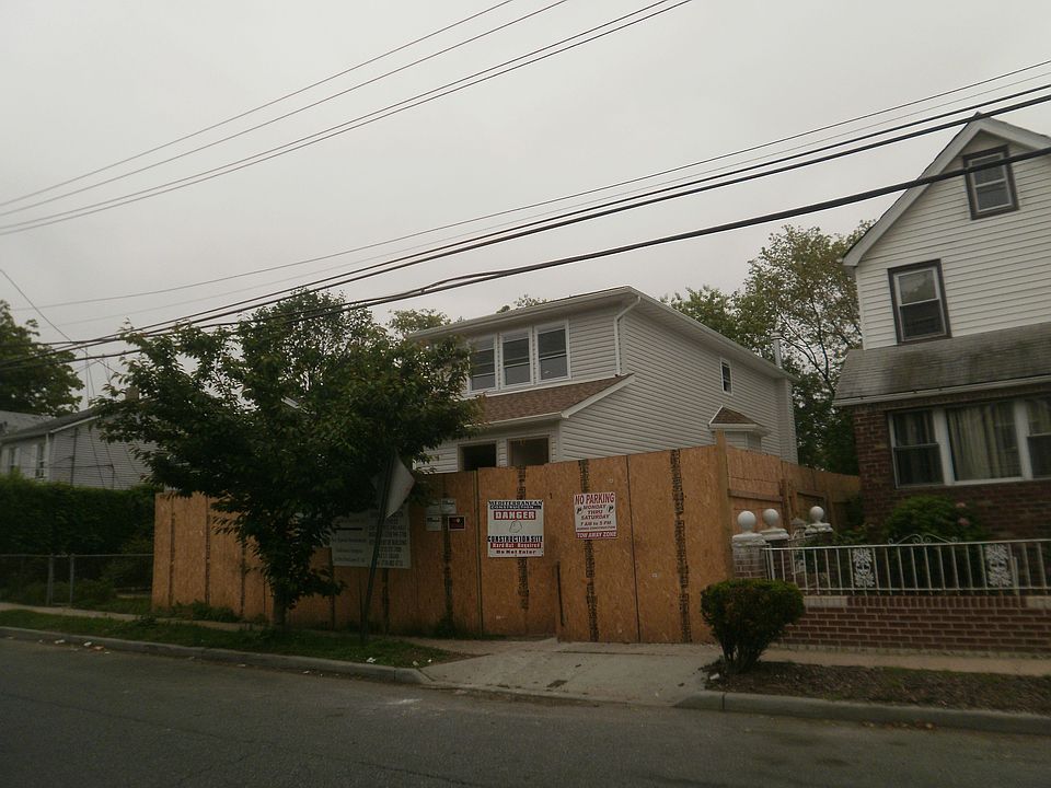 1st image of 21408 104th Ave
