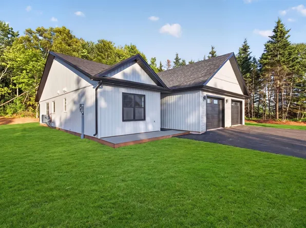 275 Colin Ave, Summerside, PE C1N 5W4