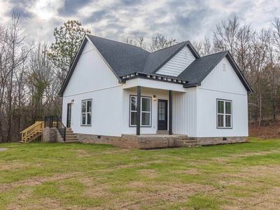 775 Airport Rd, Selmer, TN, 38375