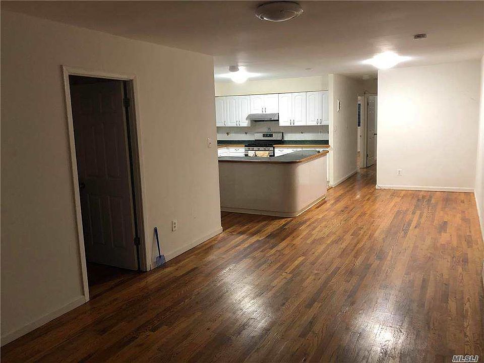 1st image of 13901 Franklin Ave APT 2