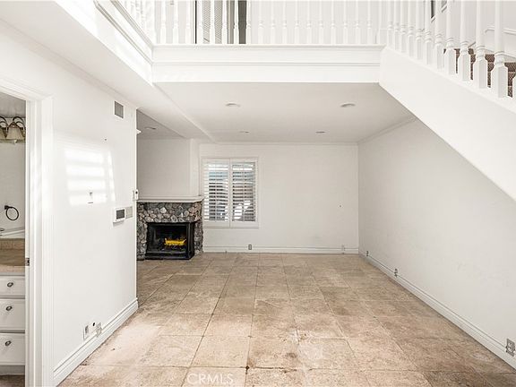 5th image of 68B Surfside Ave