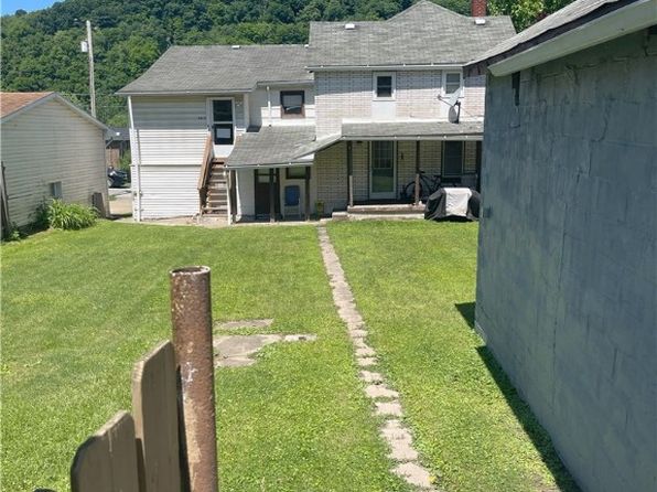 381 Chestnut St, Hyde Park, PA 15641