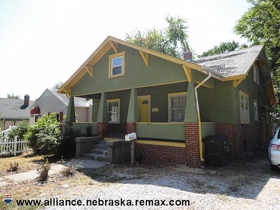 2nd image of 909 S 33rd St