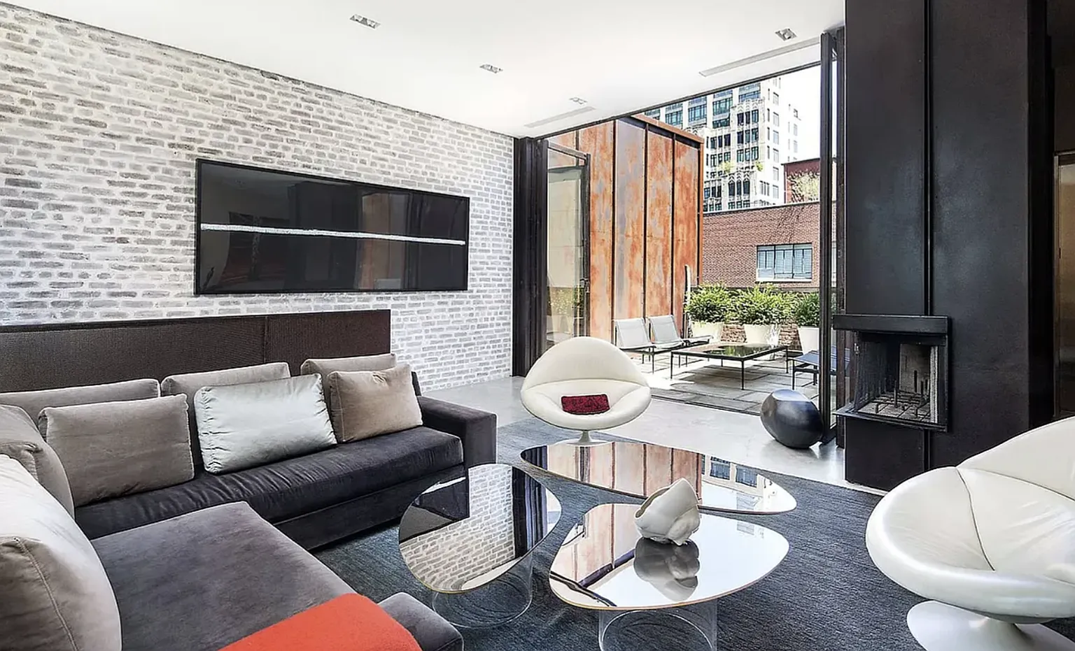 75 Warren St #T photo 1