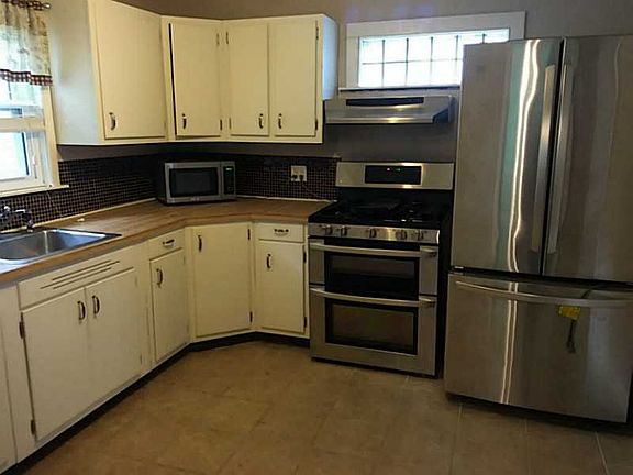 4th image of 1034 Alfred St