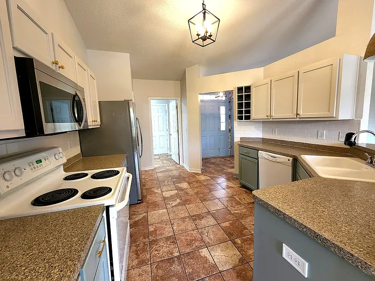 4772 La Casa Cir — Photo 8