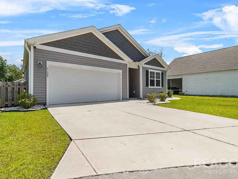 9120 Saint Thomas Ct — Photo 3