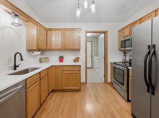 6413 Brook Ln, Savage, MN 55378