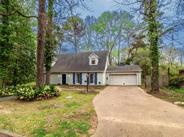 820 Timberlain Dr, Jackson, MS 39211